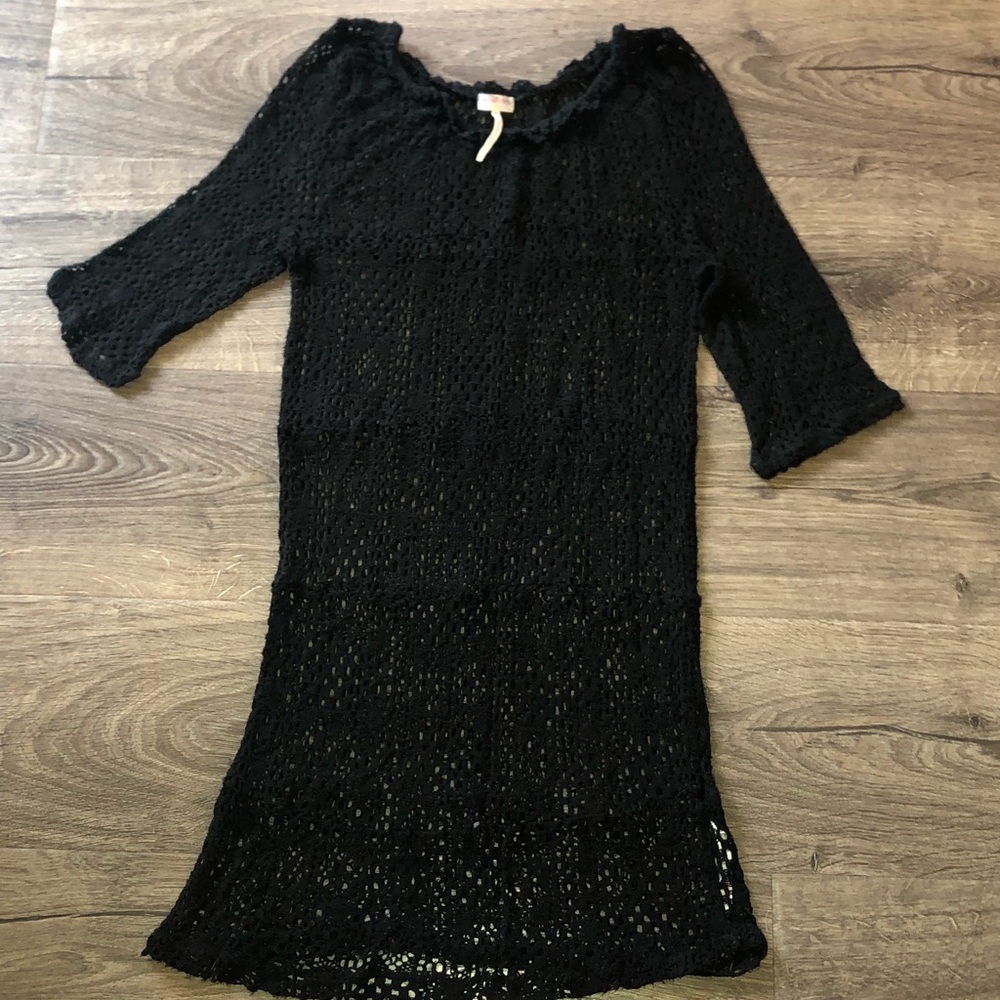 Intimately Free People Black Crochet 3/4 Sleeves Top - Picture 2 of 14
